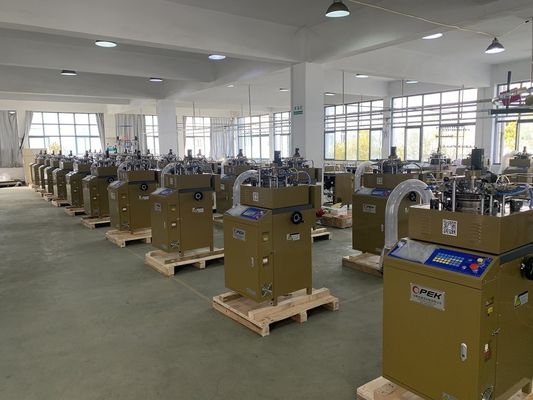 Touch Screen and Fully Computerized Control System 2024 Football Scarf Knitting Machine