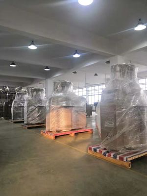 1.5KW Fully Auto Alarm Disposable Clothing with Seamless Cuffs and Threaded Cuffs