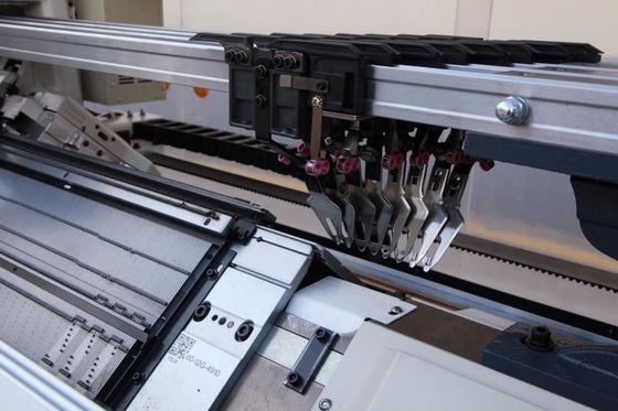 Fully Computerized 3D Flyknit Shoe Upper Knitting Machine 800 KG Production Capacity