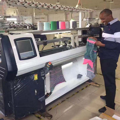 5 GG Gauge Advanced Technology Computerized Flat Knitting Machine for Sweater Making 2022