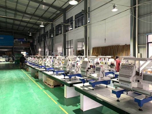 110V-220V Built-in Power Supply 2 Head Computerized Embroidery Machine for 14 Languages