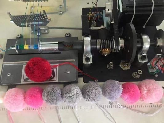2022 Pompom Hat Machine with Flat Knitting Style and Auxiliary Knotting Function Easy