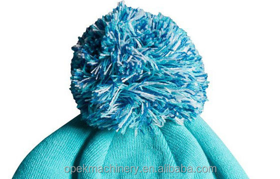 Automatic pom pom sewing machine within 6inch Knitting width by 2 GG Gauge