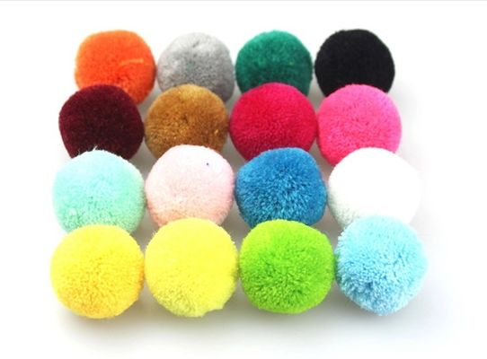 Automatic pom pom sewing machine within 6inch Knitting width by 2 GG Gauge